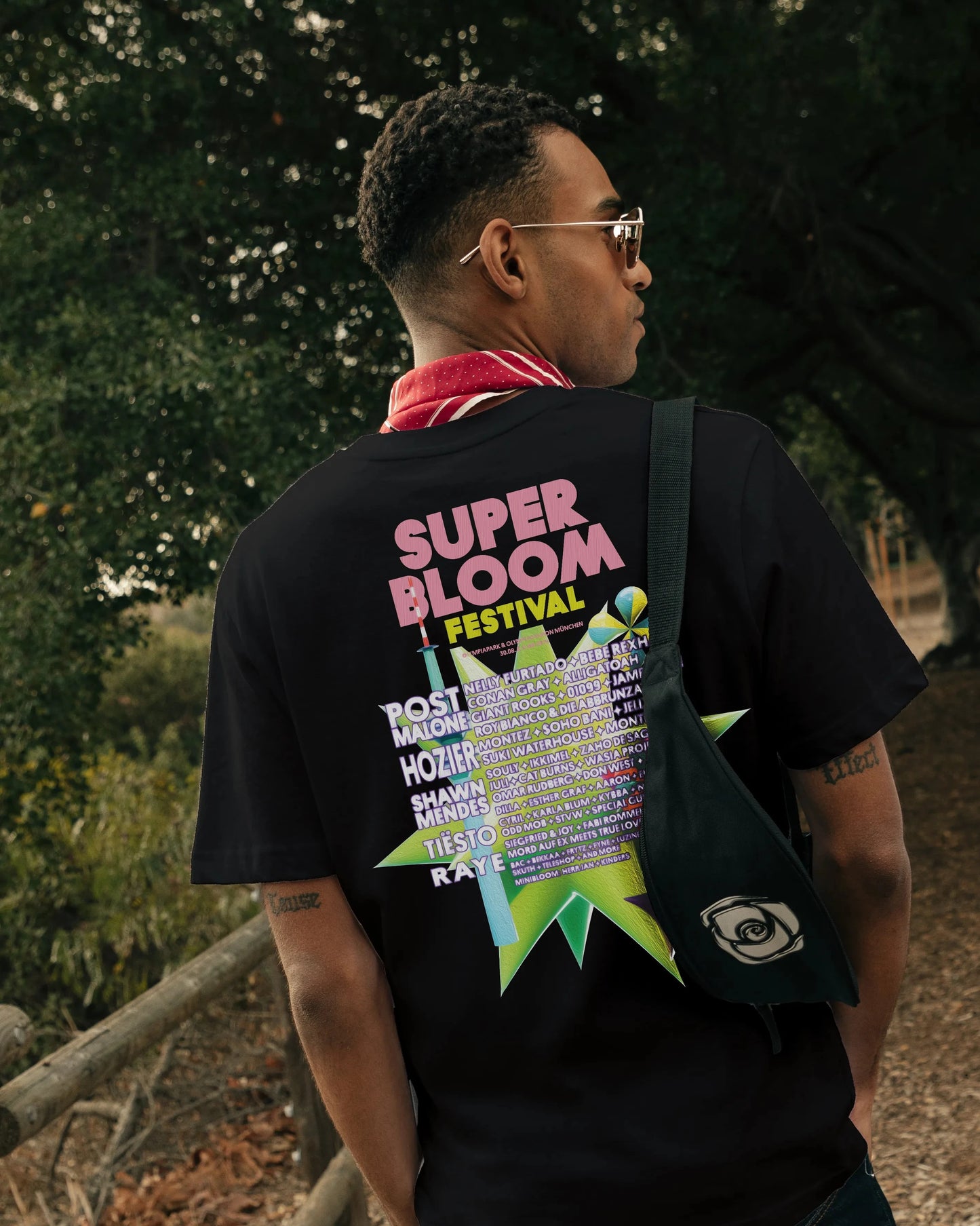 Neon Glow - Line Up T-Shirt